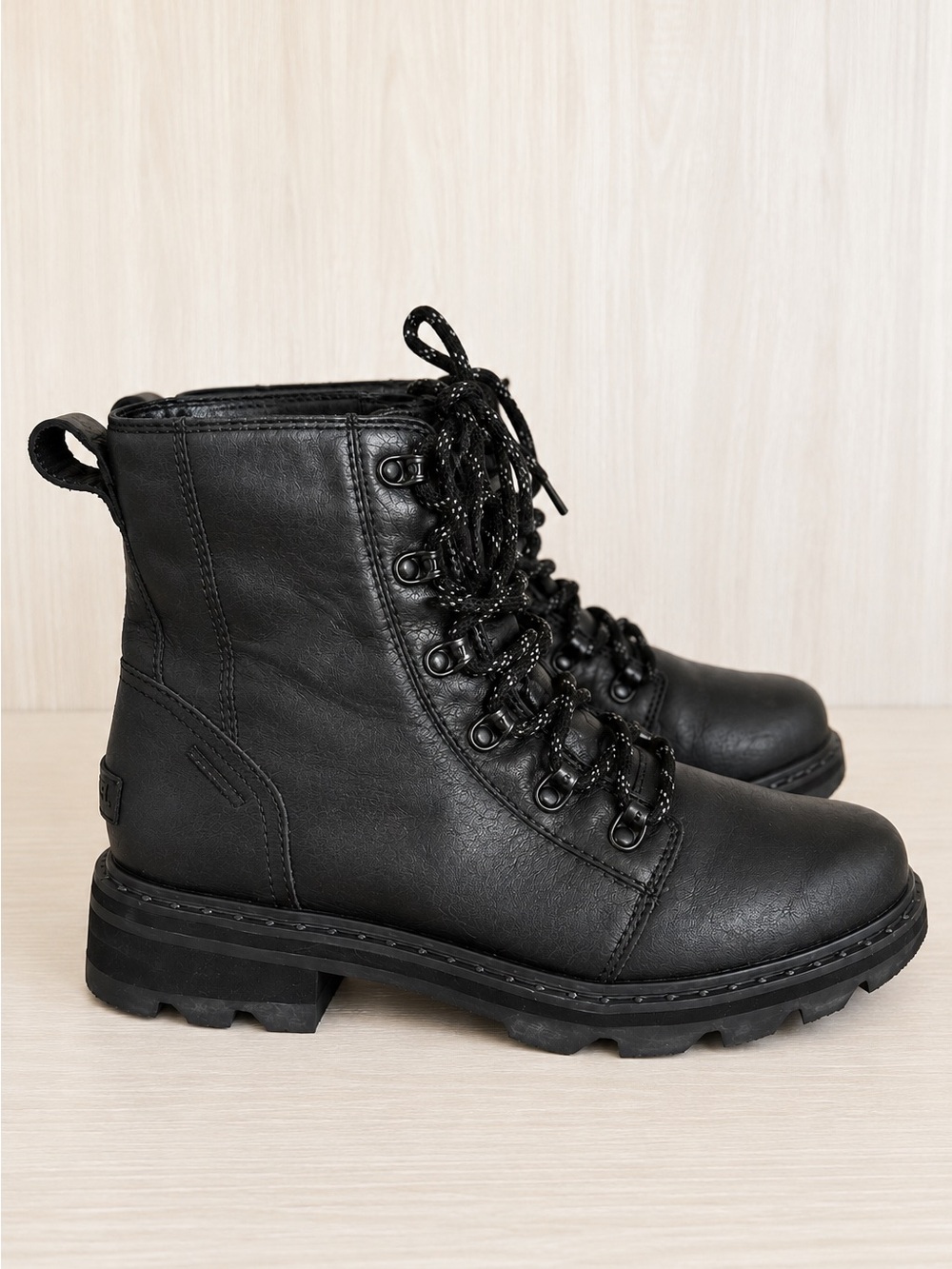 Sorel Women’s Lennox Lace Black Leather Combat Boots Waterproof Size 7.5